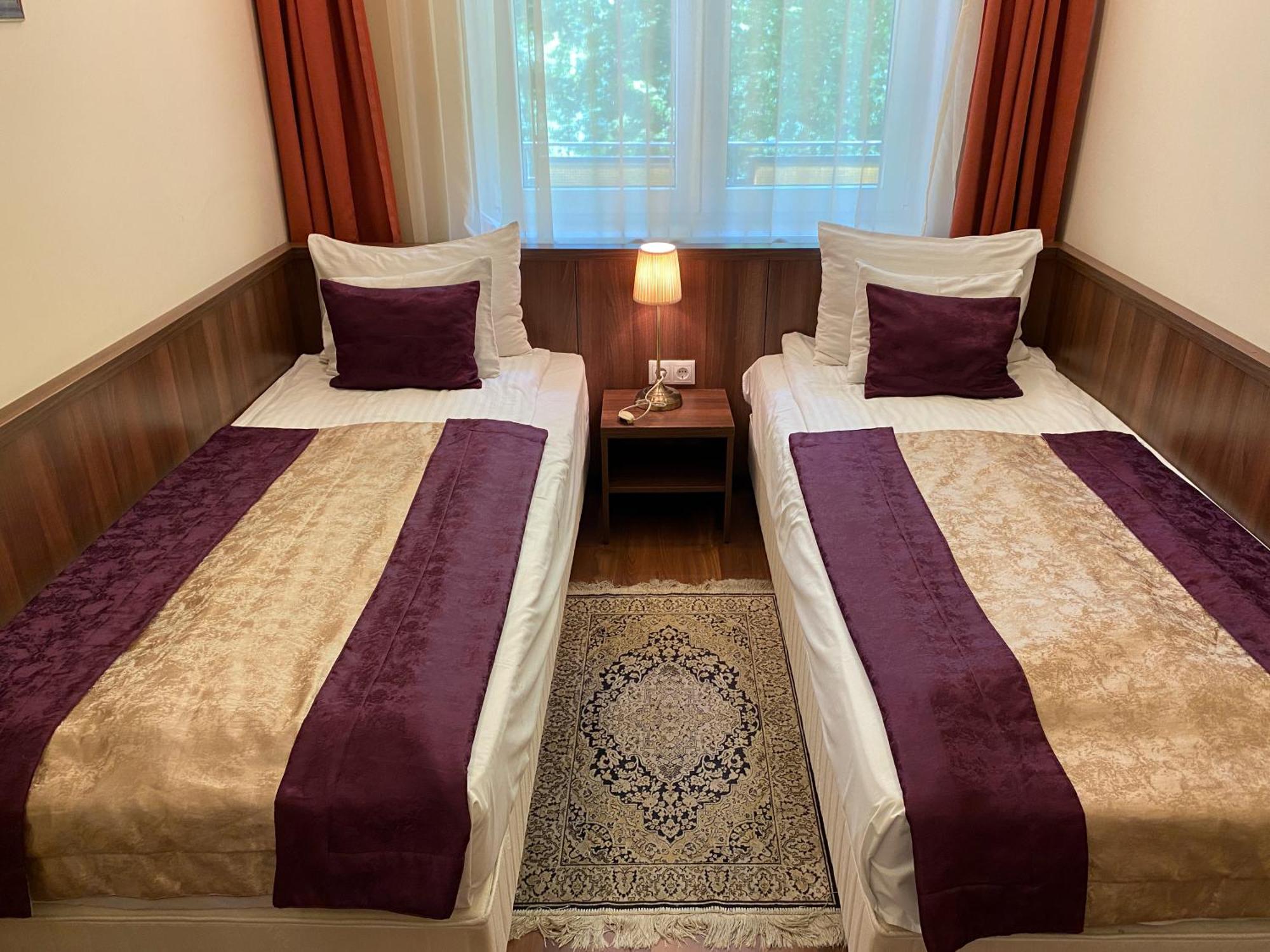 Gold Apartments Budapeste Quarto foto